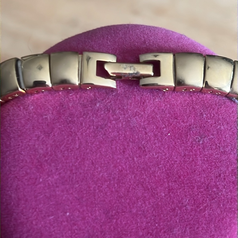 NAPIER Choker Style Gold Matte & Glossy Link Statement Necklace - Picture 4 of 8